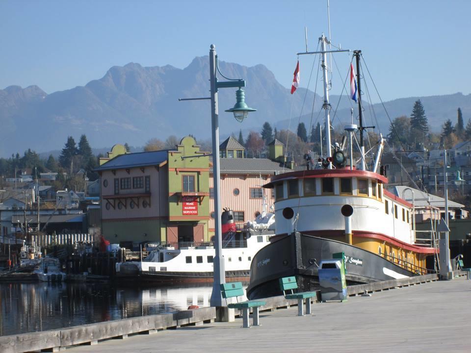 Swept Away Inn Port Alberni Exterior photo